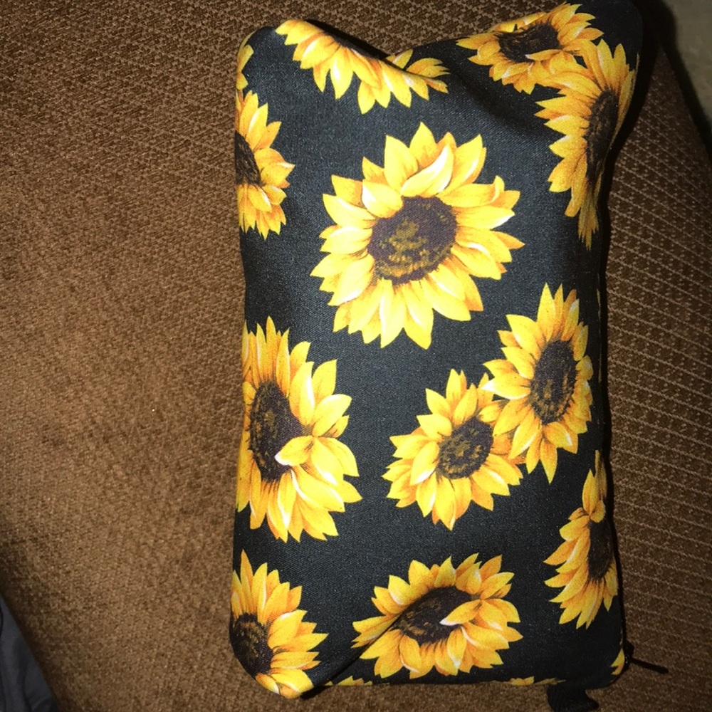 Flower print cosmetics bag